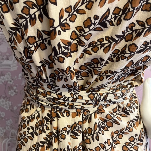 Wrap top dress with A line full skirt in vanilla and brown vine print - Picture 4 of 10